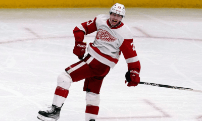 NHL  Lucas Raymond n’est pas là pour faire de la figuration avec les Red Wings