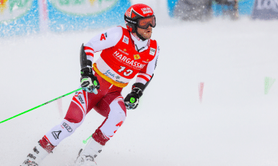 Coupe du monde de ski alpin Christian Hirschbuehl gagne le géant parallèle de Lech-Zürs