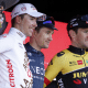 Amstel Gold Race 2022 Michal Kwiatkowski bat d'un boyau Benoît Cosnefroy (1)