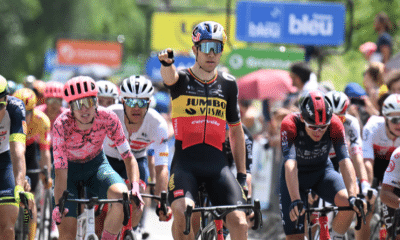 Critérium du Dauphiné 2022 Wout Van Aert remporte la 1ère étape (1)
