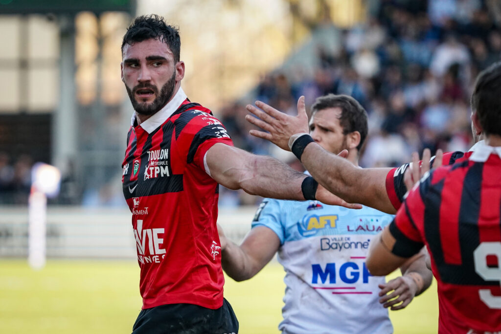 Charles Ollivon (RC Toulon) face à son ancien club
