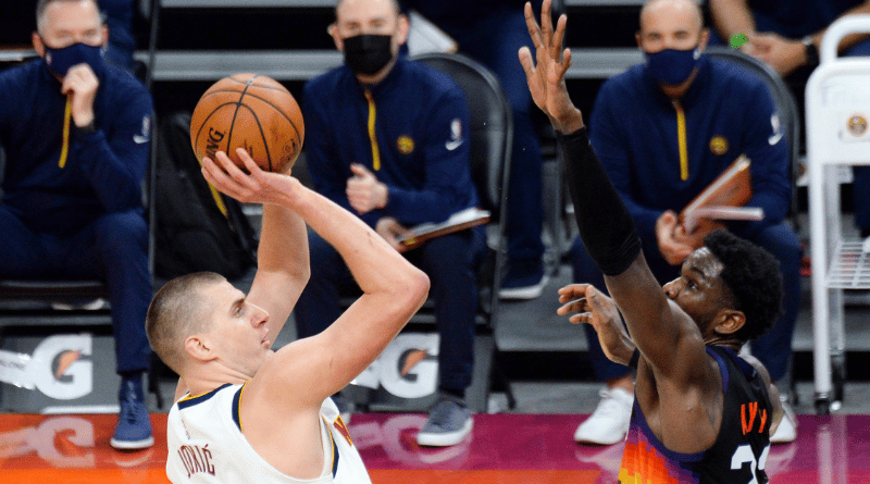 Le double MVP en titre pour finir la soirée