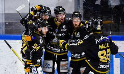 Finale Ligue Magnus Dans un match fou, Rouen égalise face à Grenoble