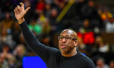 NBA Mike Brown (Kings) élu entraîneur de l'année à l'unanimité