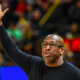 NBA Mike Brown (Kings) élu entraîneur de l'année à l'unanimité