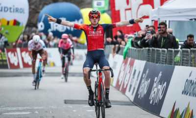 Tour des Alpes 2023 Tao Geoghegan Hart remporte la première étape (1)