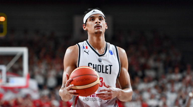Basket Ligue des Champions : Cholet élimine Anvers et maintient ses ...