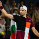 Rolex Paris Masters 2023 Après un match rocambolesque, Grigor Dimitrov s'offre Daniil Medvedev