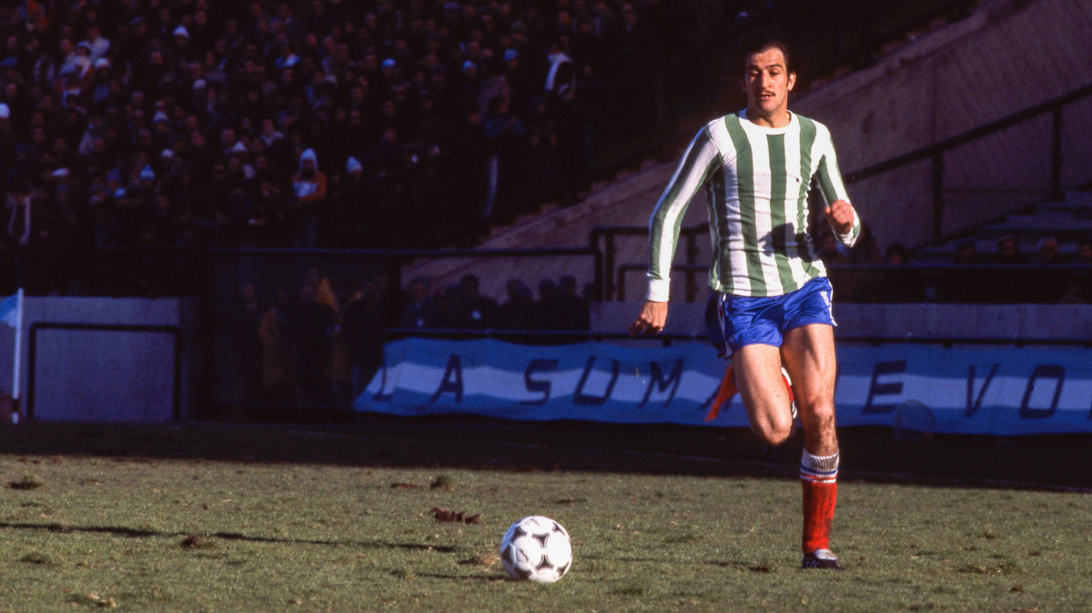 FOOTBALL - Ce jeudi, La Provence a annoncé le décès de l'ancien international français et capitaine de l'Olympique de Marseille, François Bracci, âgé de 72 ans.