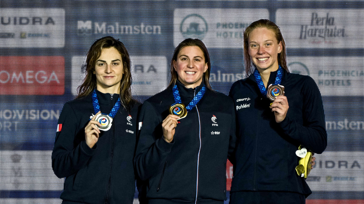 Euro petit bassin natation 2023 Charlotte Bonnet en or sur 100 mètres 4 nages, Béryl Gastaldello en argent !
