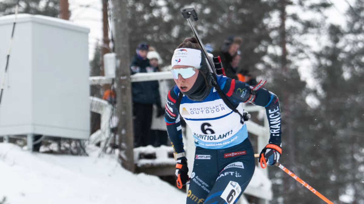 IBU Cup 20232024 Océane Michelon sur le podium du sprint de Kontiolahti