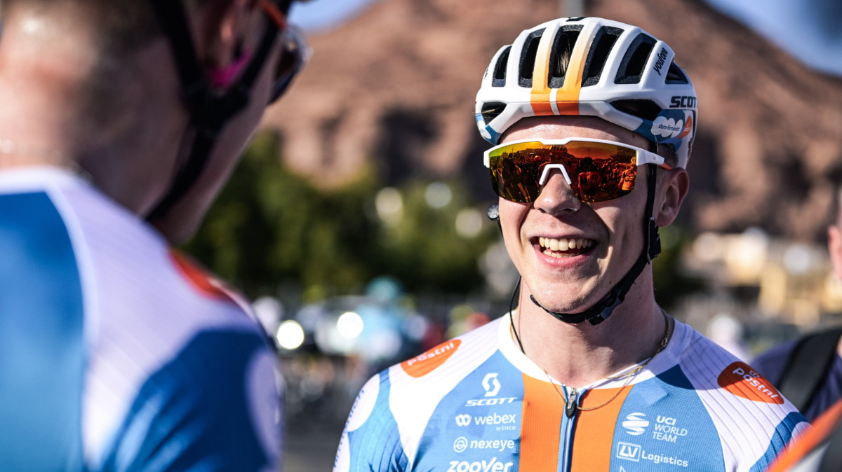AlUla Tour 2024 Casper van Uden remporte la première étape (1)