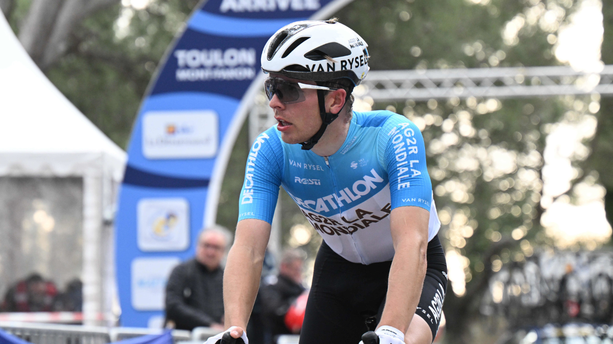 2eme étape Tour des Alpes-Maritimes : Benoît Cosnefroy remporte l'étape et le général