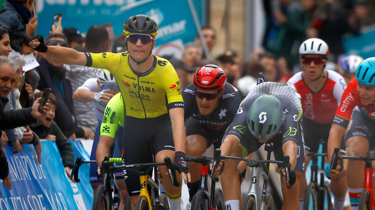 Clasica de Almeria 2024 Olav Kooij s'impose (1)