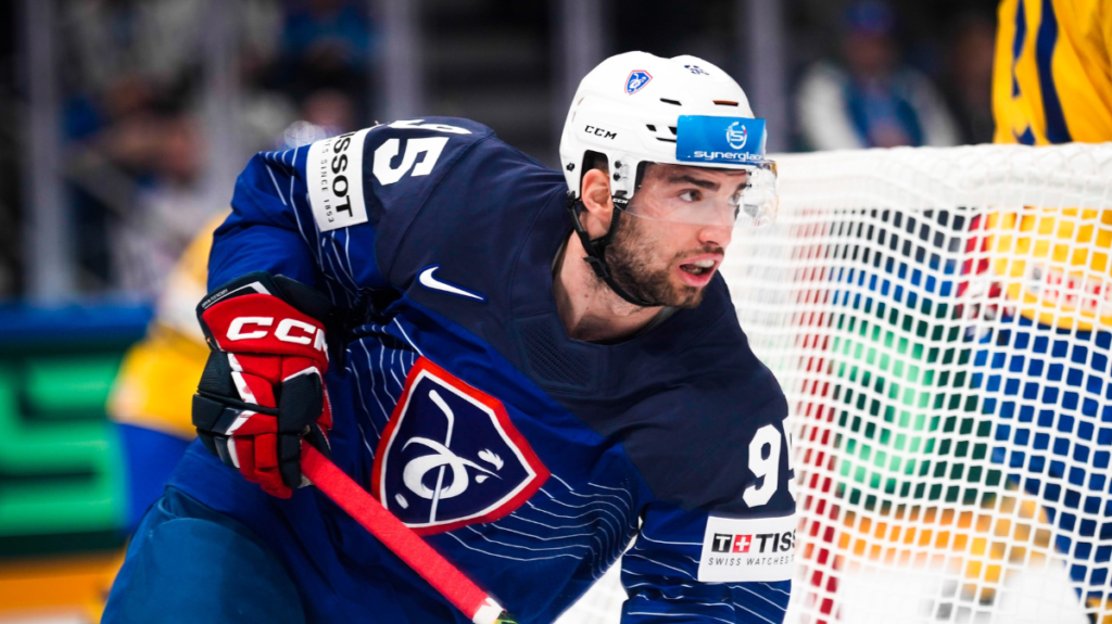 Hockey sur glace : Belle entrée des Bleus pour leur premier match des 4 ...
