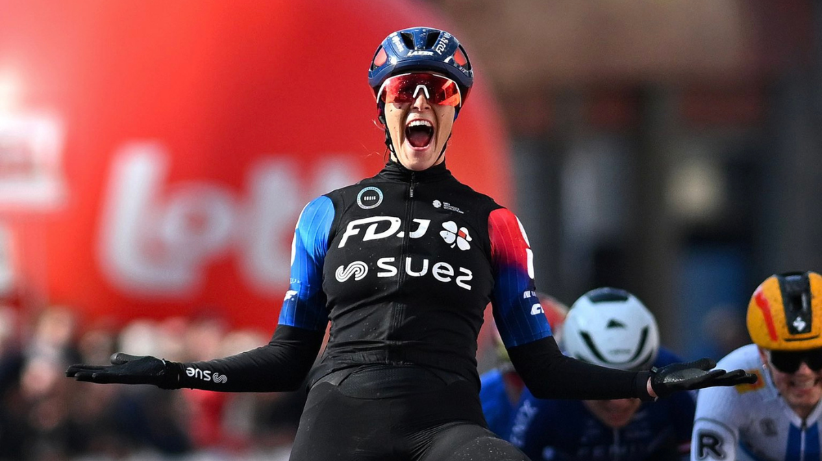 Le Samyn des Dames 2024 Vittoria Guazzini l'emporte au bout du suspense (1)