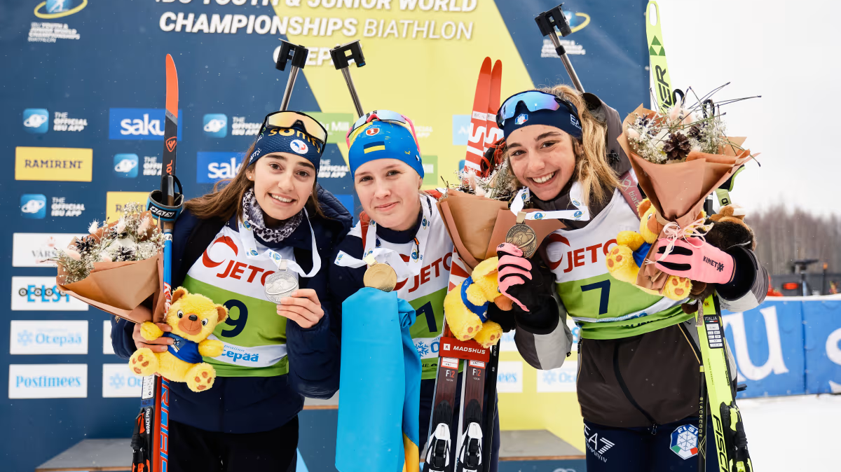 Mondiaux Biathlon JeunesJuniors Lola Bugeaud en argent sur la Mass Start 60 U19 (1)