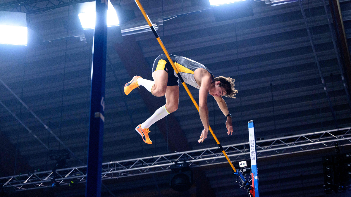 Mondo Classic 2024 Armand Duplantis s'impose à domicile