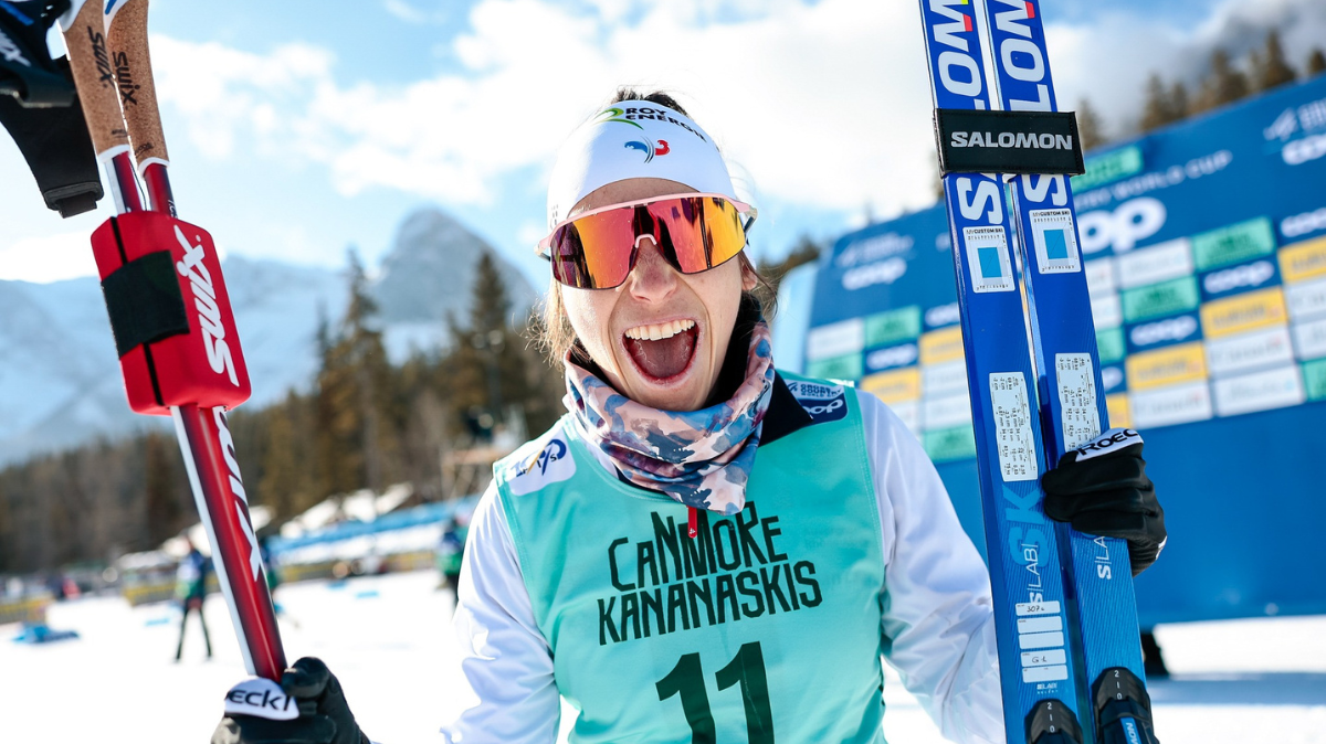 Ski de fond Delphine Claudel deuxième de la Mass Start de Canmore