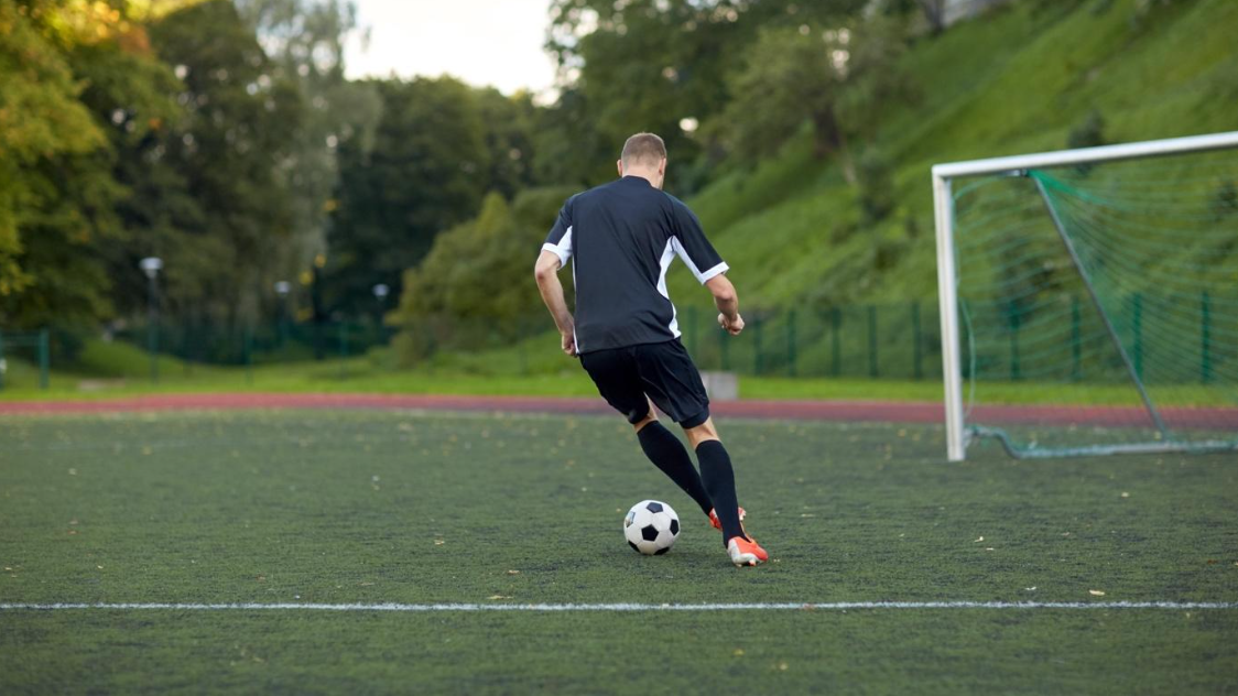 Stage de football : comment se préparer physiquement et mentalement ?