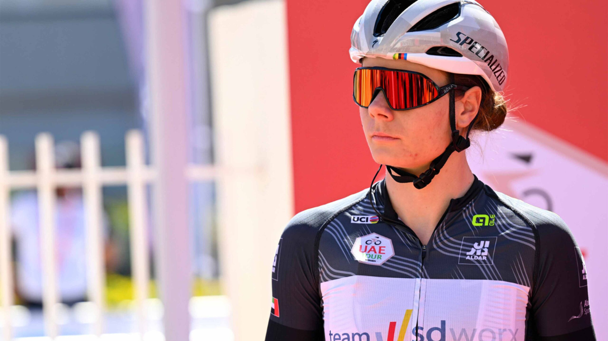 UAE Tour féminin 2024 Lotte Kopecky remporte la 3e étape au sommet de Jebel Hafeet