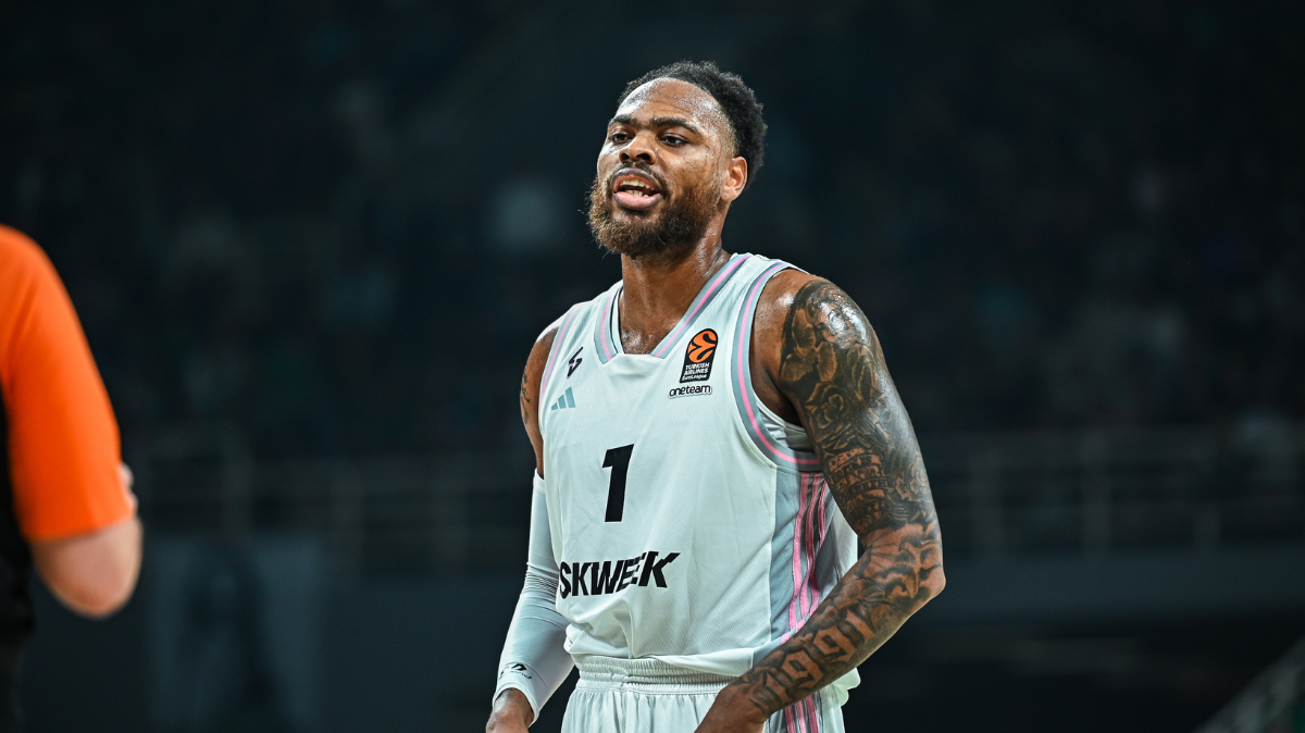 EUROLIGUE 2023/24 - L'ASVEL a décroché sa septième victoire de la saison en s'imposant face à l'Anadolu Efes, 84-80. Ultra dominateurs durant trois quarts temps, les Lyonnais ont tremblé dans la dernière période en multipliant les séquences lunaires, mais assurent l'essentiel.