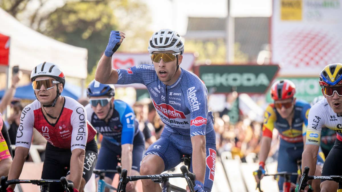 Tour de Catalogne 2024 Axel Laurance décroche la 5e étape au sprint ! (1)