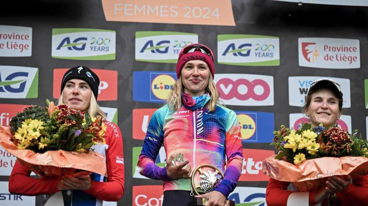 La Flèche Wallonne Femmes Katarzyna Niewiadoma dompte Demi Vollering