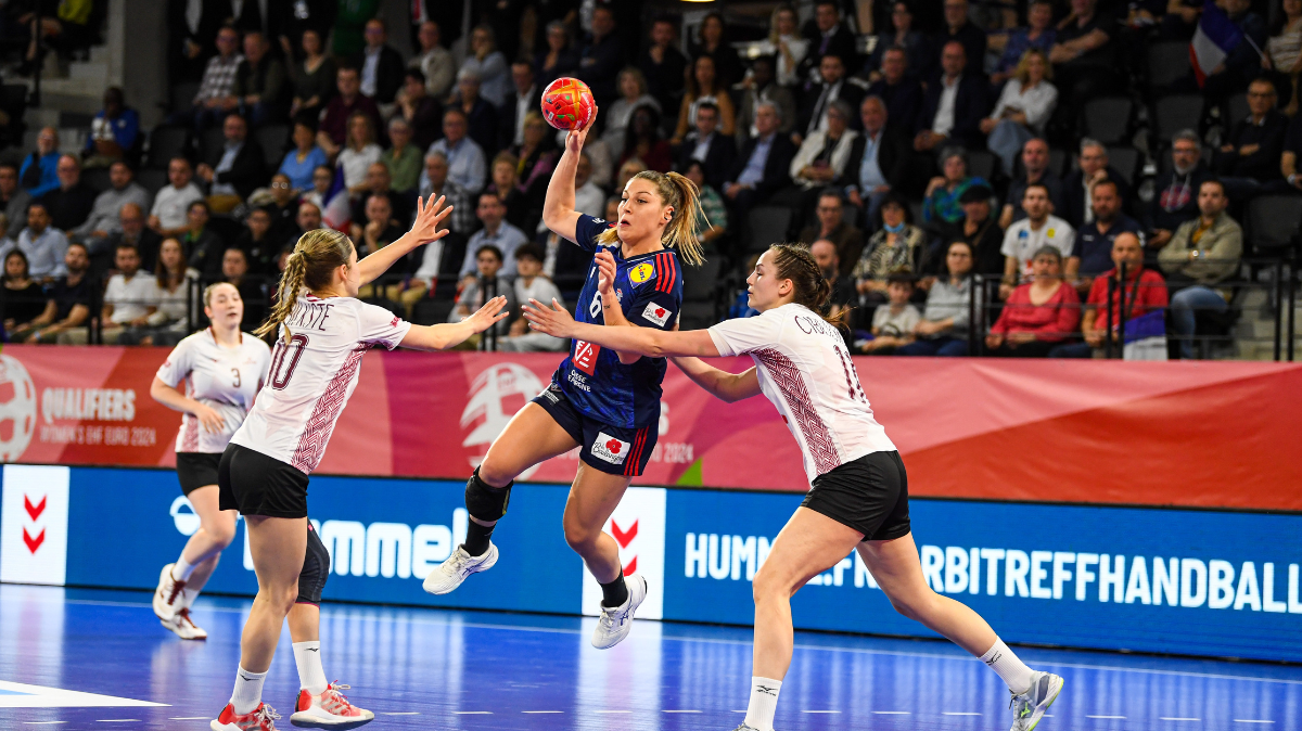 Qualifications Euro Handball 2024 (F) Les Bleues reçues 66 face à la Lettonie