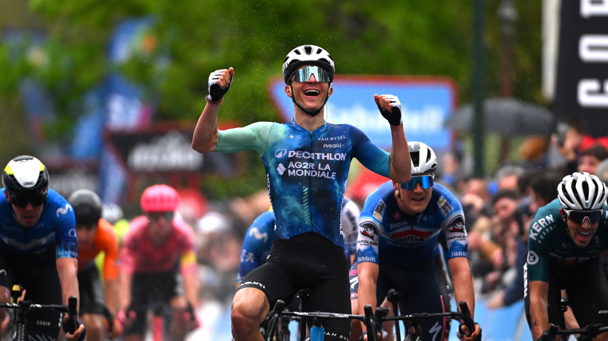 Tour du Pays Basque 2024 Première victoire en World Tour pour Paul Lapeira !