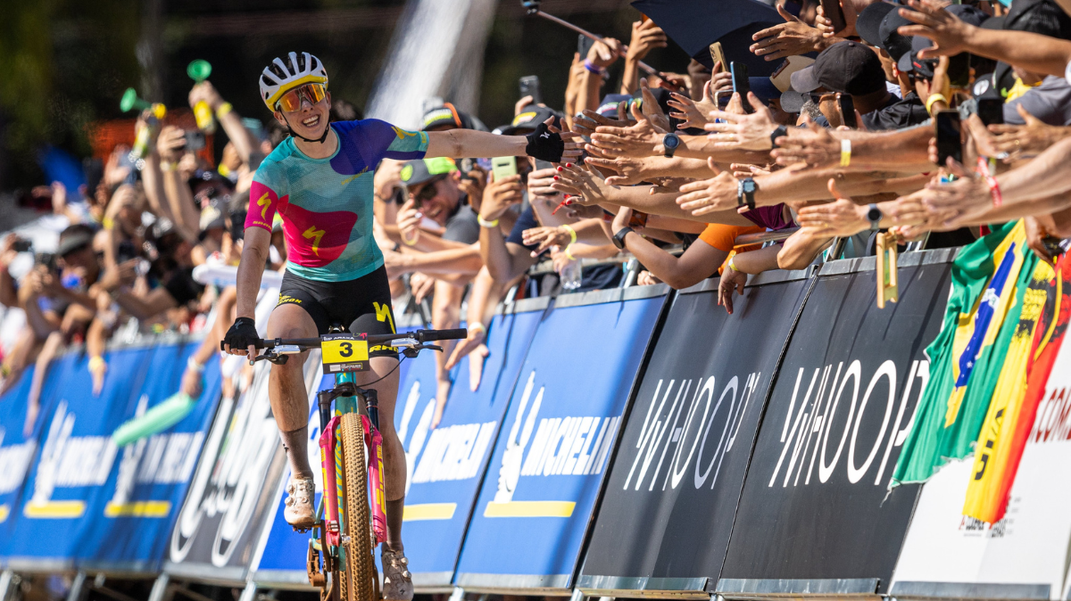 VTT XCO Araxa Haley Batten fait le doublé XCC-XCO