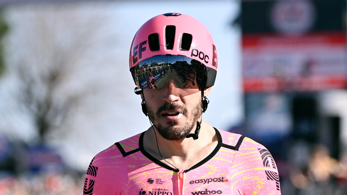 Boucles de la Mayenne 2024 Alberto Bettiol fait coup double sur la 2ème étape