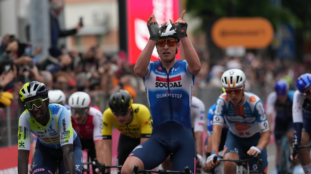 Tour d'Italie 2024 Tim Merlier remporte la 3e étape