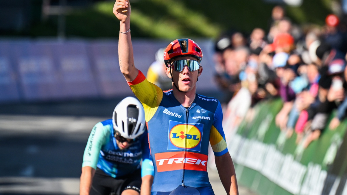 Tour de Hongrie 2024 : Thibau Nys fait coup double sur la 3e étape