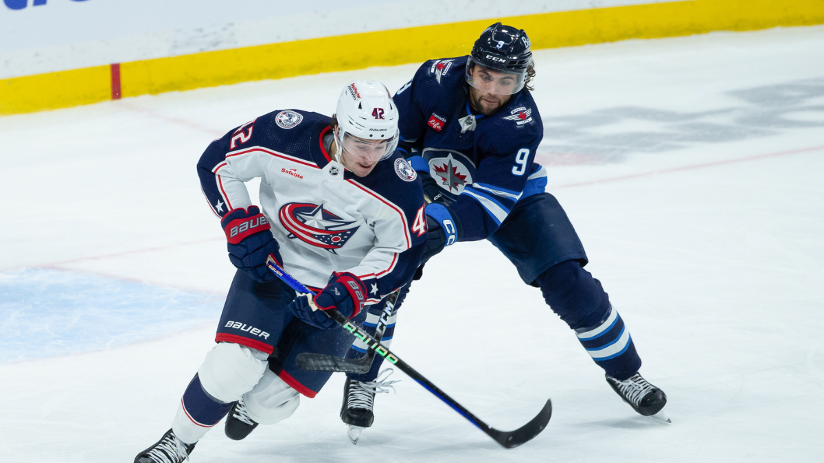 NHL Alexandre Texier part chez les Blues