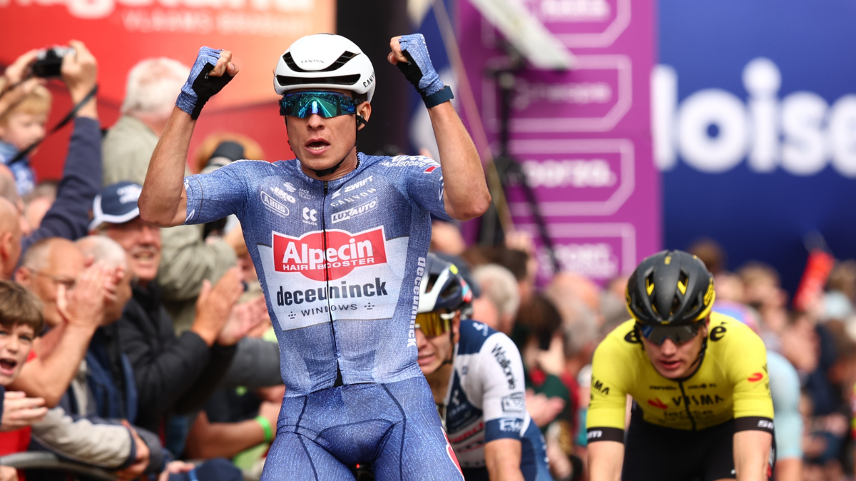 Tour de Belgique 2024 Jasper Philipsen remporte la troisième étape au sprint