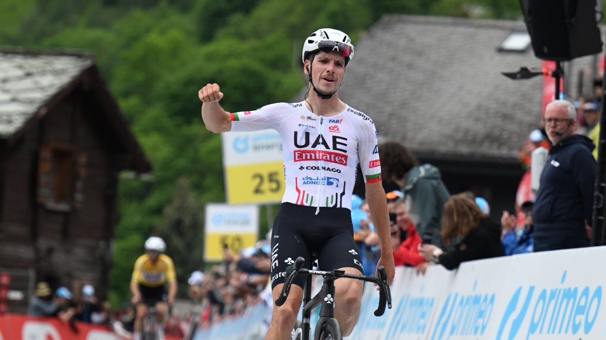Tour de Suisse 2024 João Almeida remporte la 6e étape devant Adam Yates