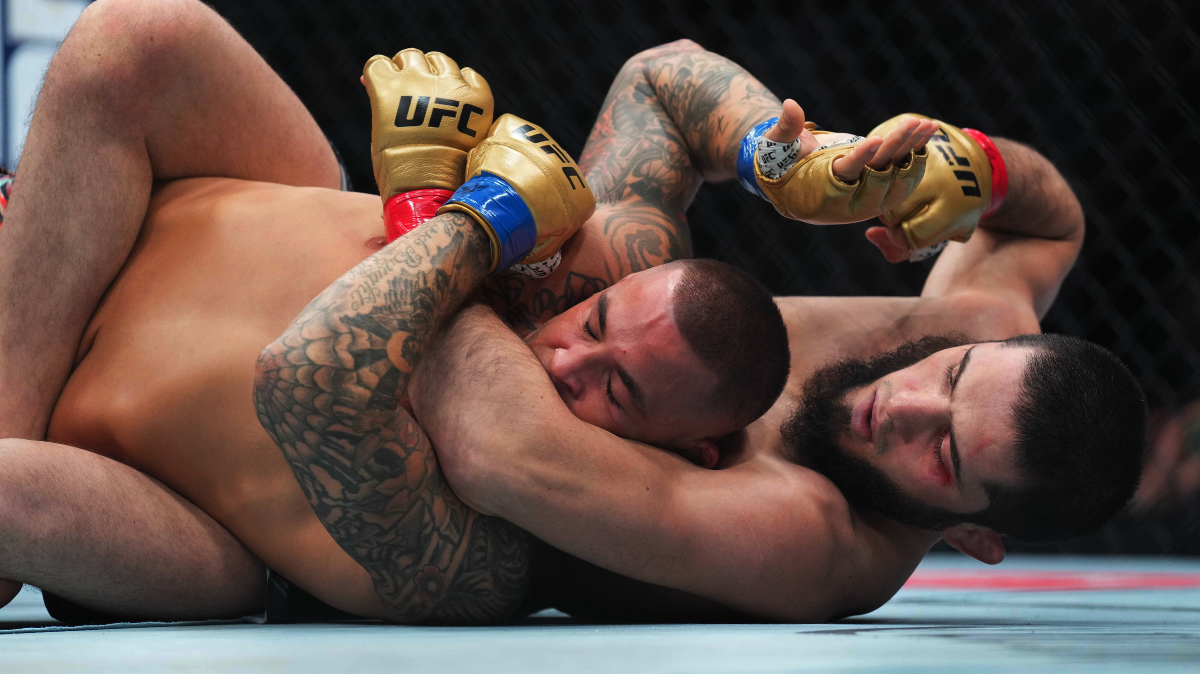 UFC 302 Islam Makhachev domine Dustin Poirier au bout du suspense, tous les résultats du gala