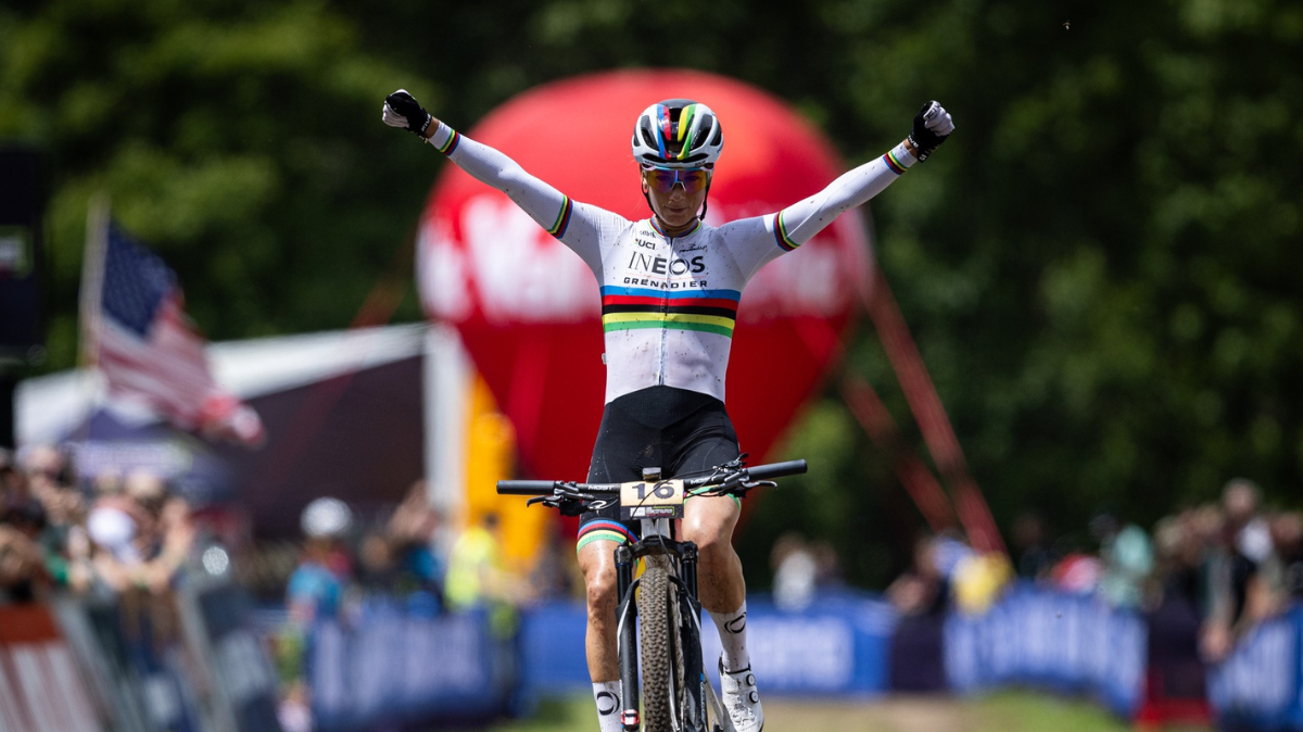 VTT Val di Sole Pauline Ferrand-Prévot s'impose en solitaire lors du format olympique