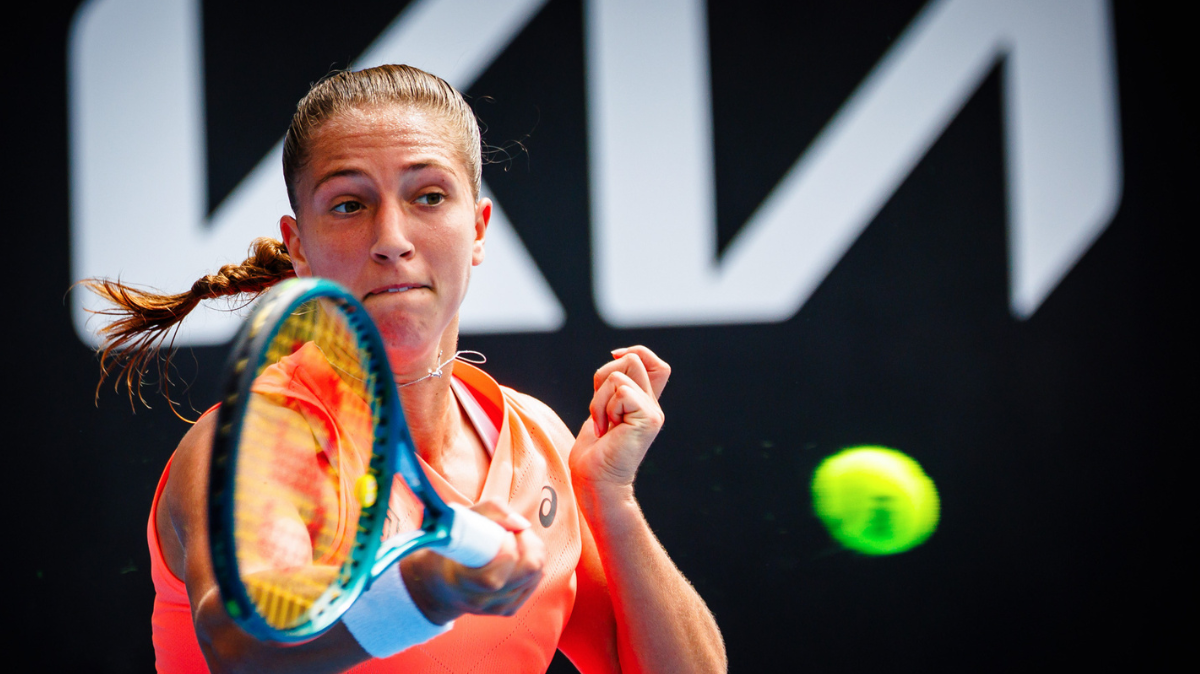 WTA Nottingham Diane Parry passe en demi-finales entre les gouttes