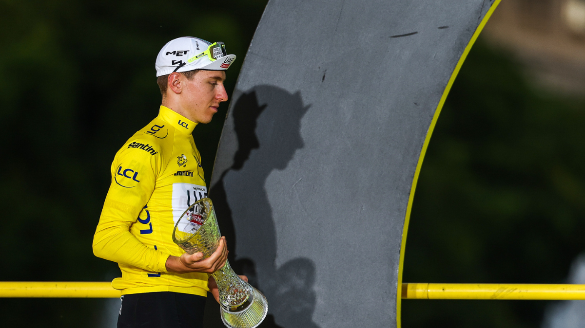 Cyclisme JO 2024 : Tadej Pogacar déclare forfait