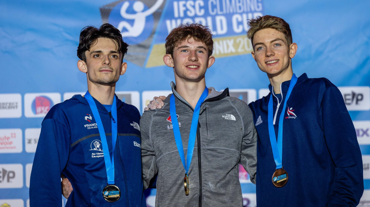 Escalade Sam Avezou sur le podium en Coupe du monde à Chamonix
