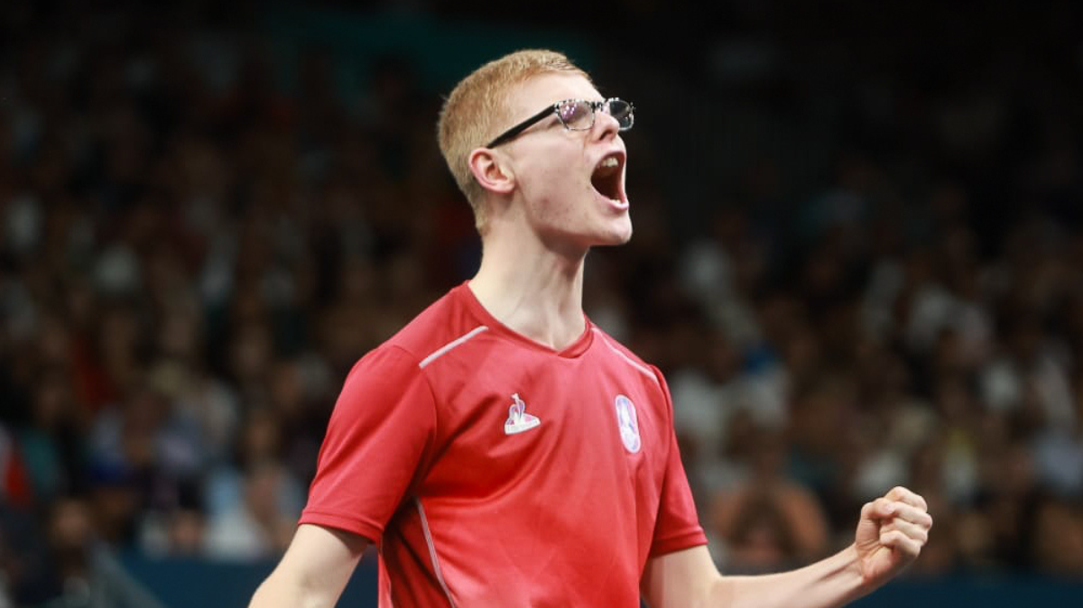 Tennis de table JO 2024 Victoire expéditive de Félix Lebrun contre Harmeet Desai
