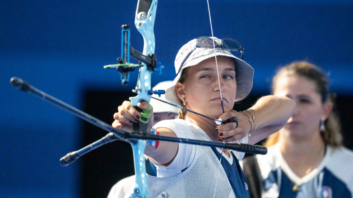 Tir à l'arc JO 2024 : Lisa Barbelin retrouve aisément les huitièmes
