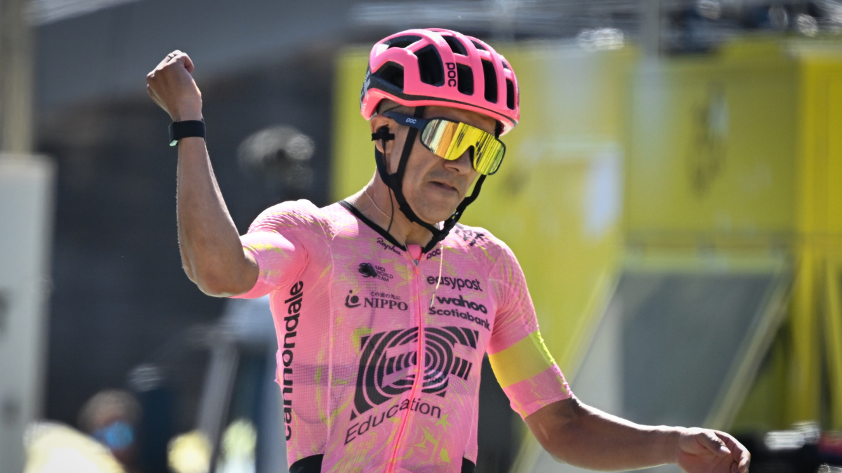 Tour de France 2024 Richard Carapaz s'offre la 17ème étape en solitaire (1)