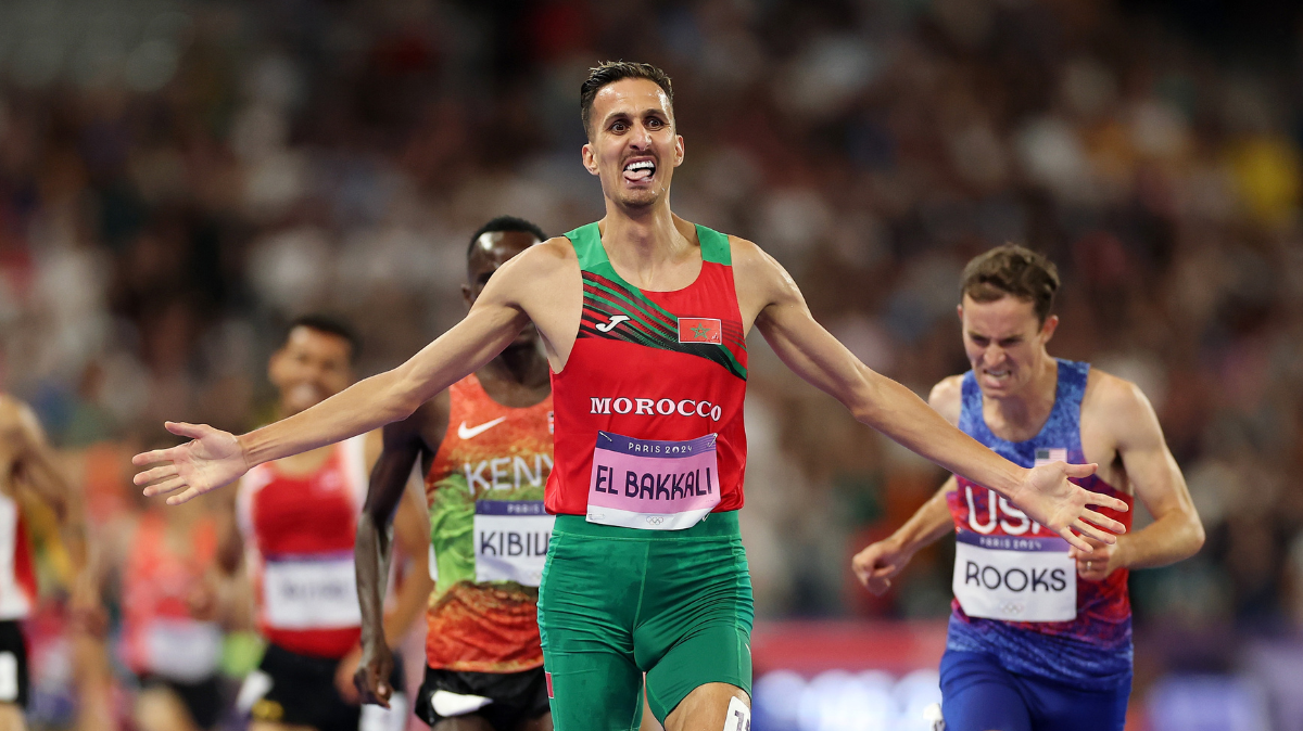 Athlétisme JO 2024 Soufiane El Bakkali prend l'or sur le 3000 m steeple dans une course agitée