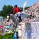 Équitation JO 2024 Christian Kukuk en or sur le saut d'obstacles individuel, Julien Épaillard au pied du podium