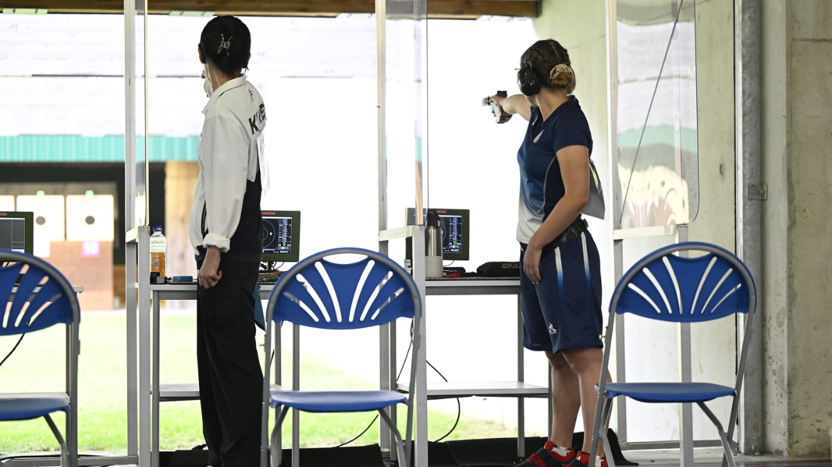 Tir JO 2024 Camille Jedrzejewski en finale du tir au pistolet 25m