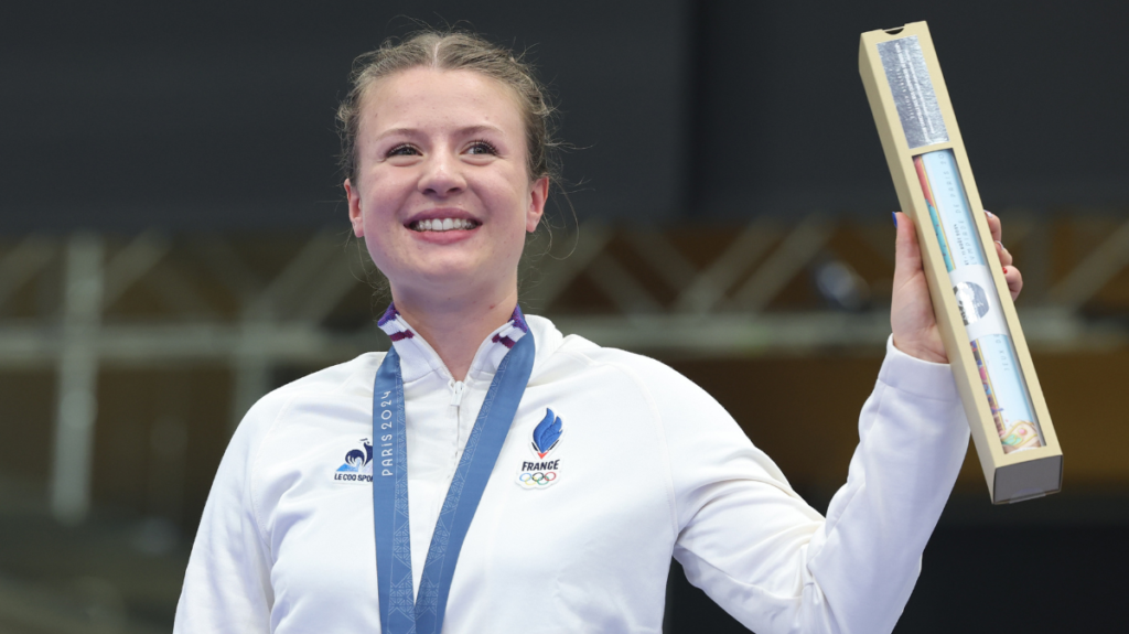 Emblemarket - Médaille Métal Personnalisable - Tir Au Pistolet - 6,4cm