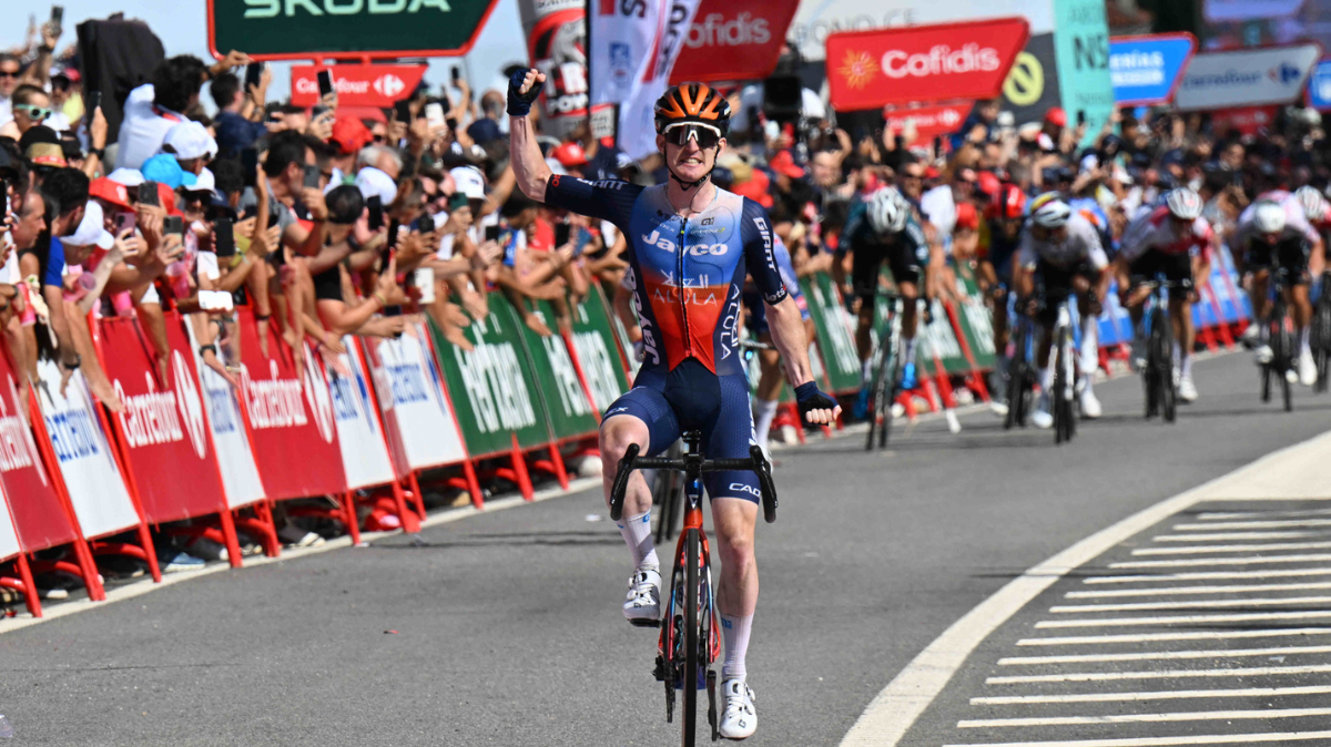 Tour d'Espagne 2024 Eddie Dunbar remporte en filou la 11ème étape (1)
